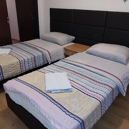 Guesthouse Juka Ґоспич Екстер'єр фото